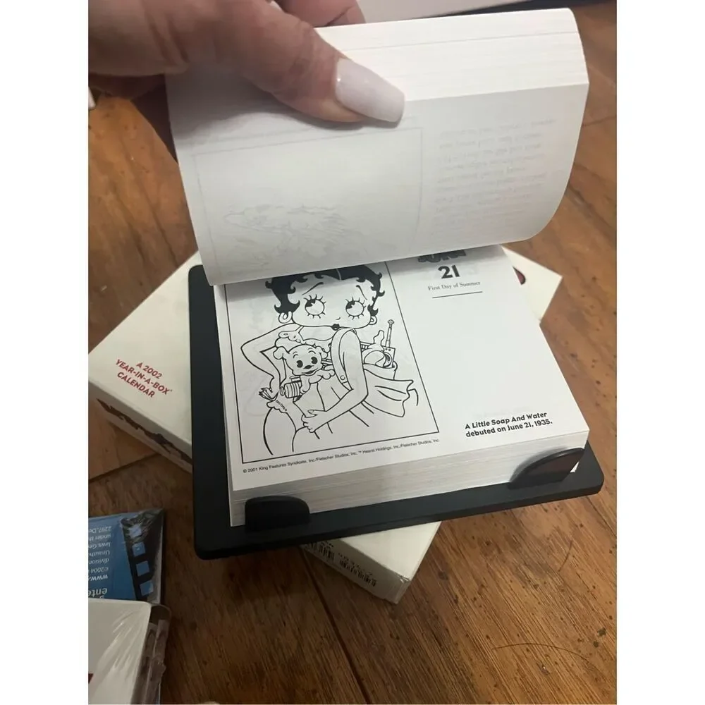 Vintage Betty Boop Year-In-A-Box 2002 Calendar